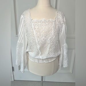 American Eagle lace top